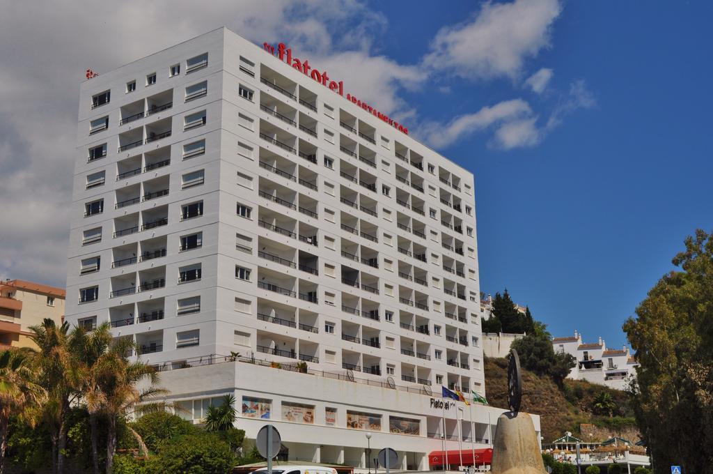 בנאלמדנה First Flatotel International מראה חיצוני תמונה